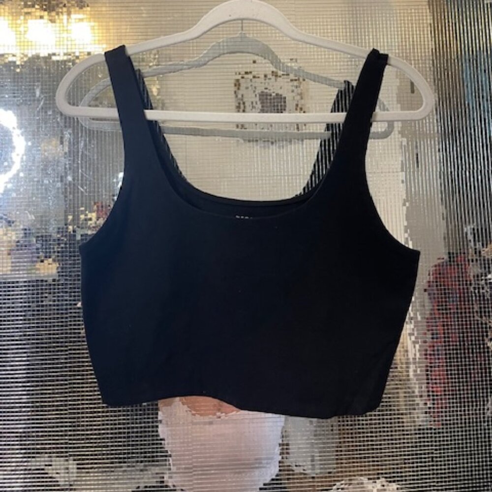 Black Crop Tank